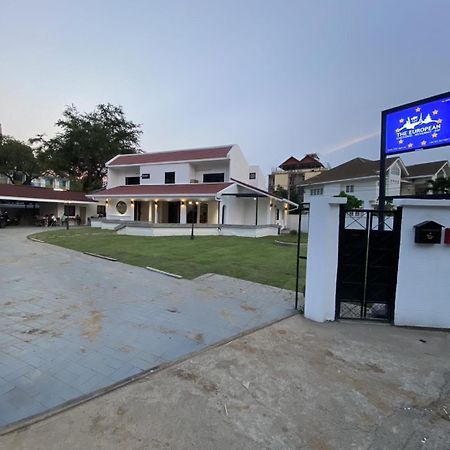 The European Chiang Mai Hotel Luaran gambar